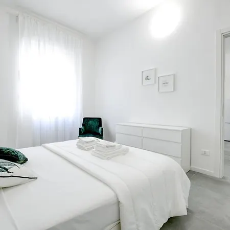 Casa Mac - New And Confortable - Near The Center And Station Apartamento